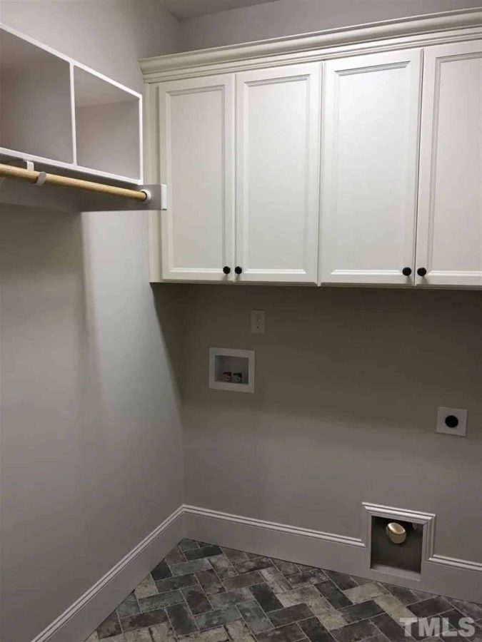 Craftsman-Style house Plan with Spacious Layout and CAD Designs