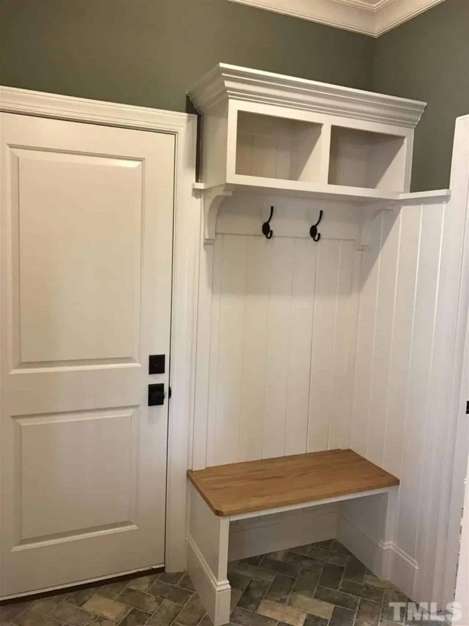 Craftsman-Style house Plan with Spacious Layout and CAD Designs