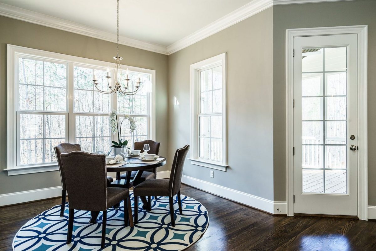 Traditional Craftsman house Plan with Spacious Floor Designs