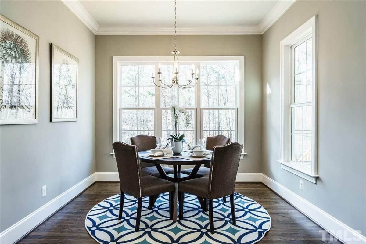 Traditional Craftsman house Plan with Spacious Floor Designs