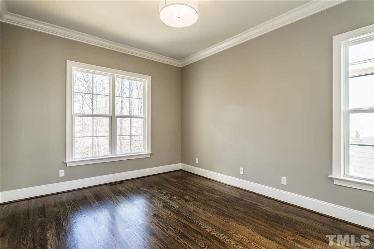 Traditional Craftsman house Plan with Spacious Floor Designs