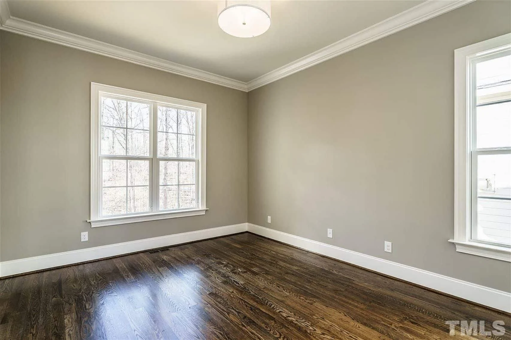 Traditional Craftsman house Plan with Spacious Floor Designs