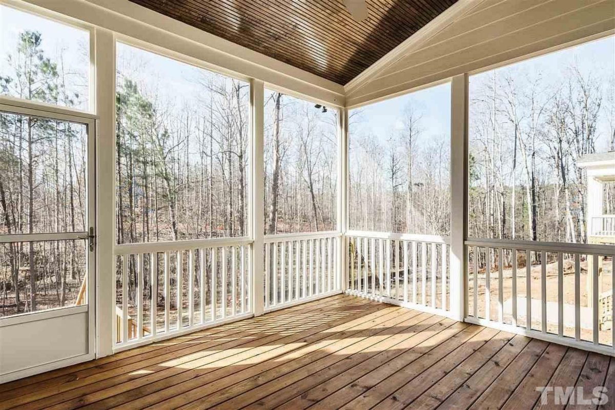 Traditional Craftsman house Plan with Spacious Floor Designs