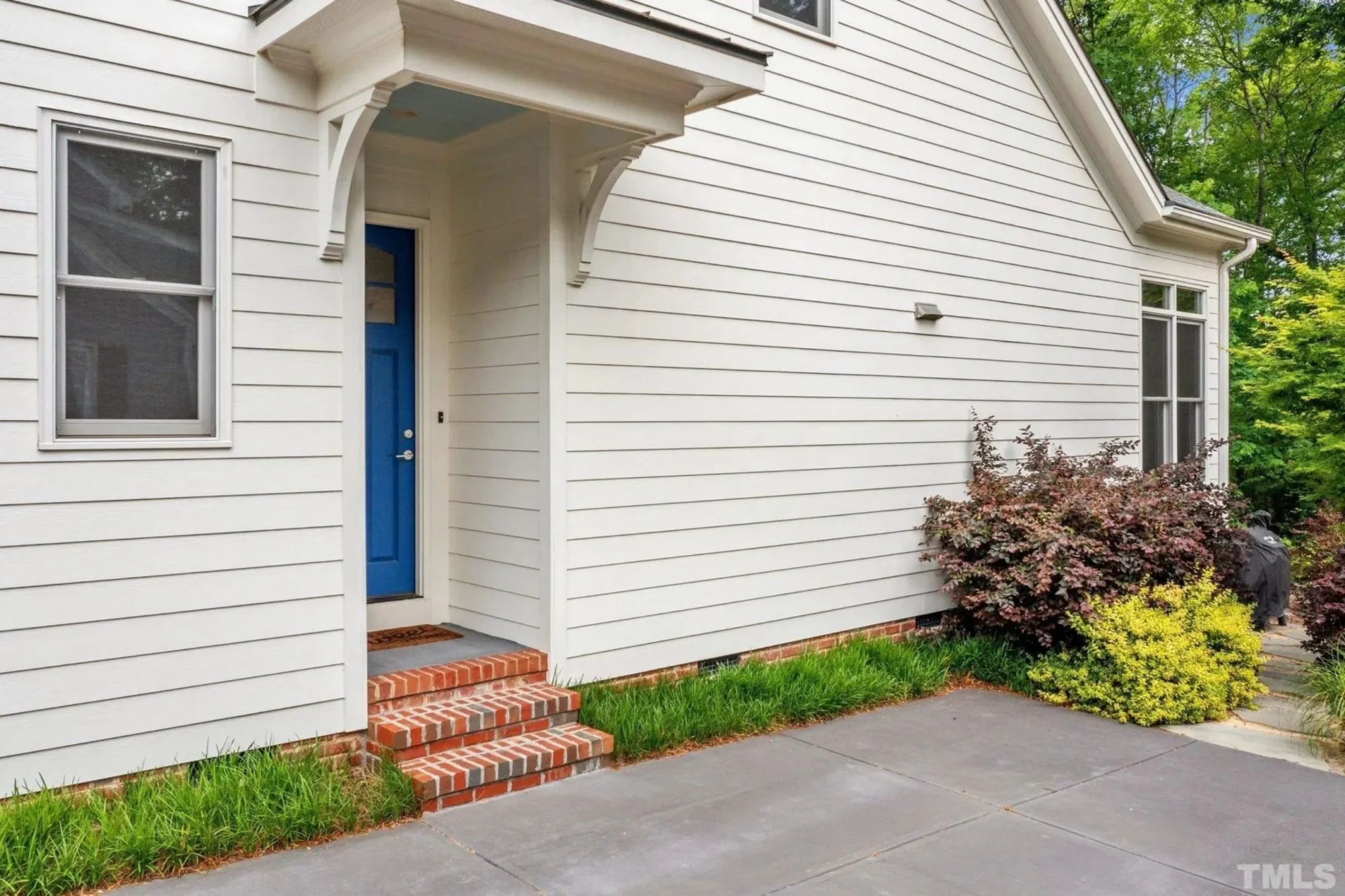 Elegant Cape Cod house Floor Plan with 2-Story Design
