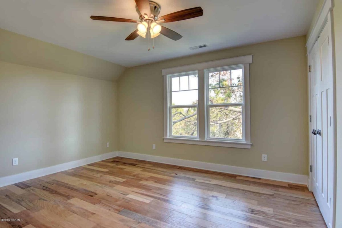 Modern Beach house Floor Plan with 4 Beds and Garage