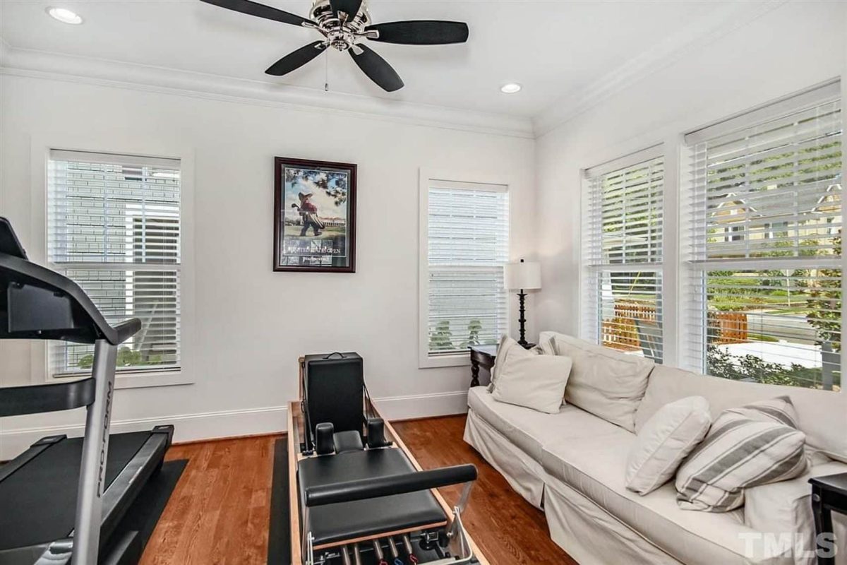 Craftsman house Plan with CAD Blueprints and Floor Designs