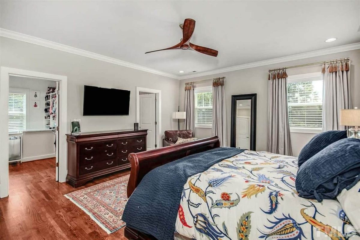 Craftsman house Plan with CAD Blueprints and Floor Designs