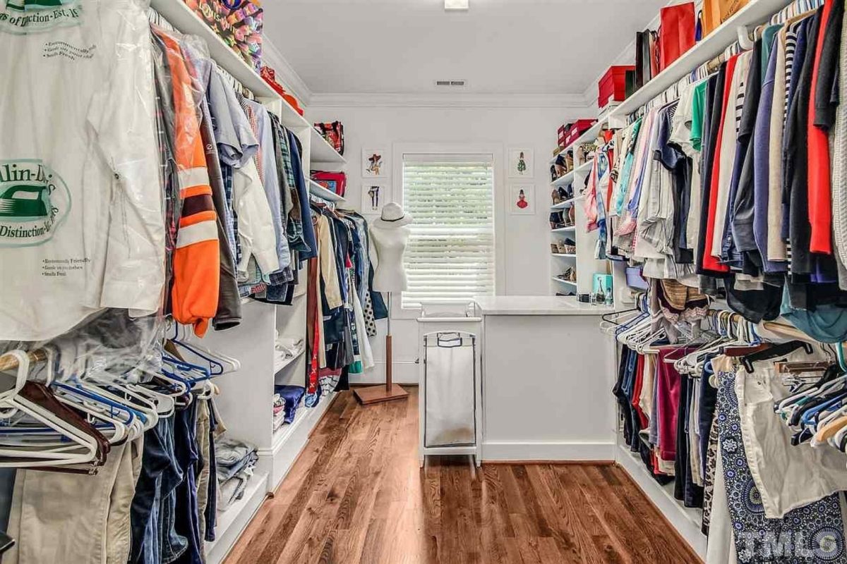 Craftsman house Plan with CAD Blueprints and Floor Designs