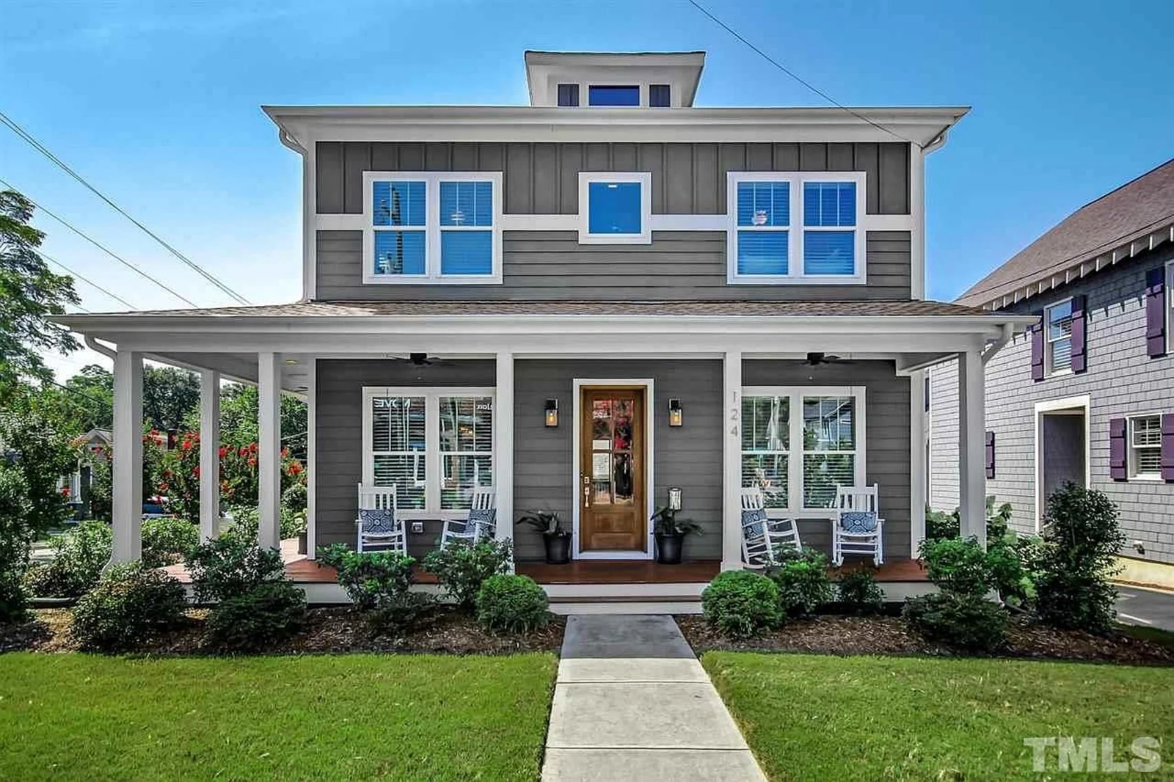 Craftsman house Plan with CAD Blueprints and Floor Designs