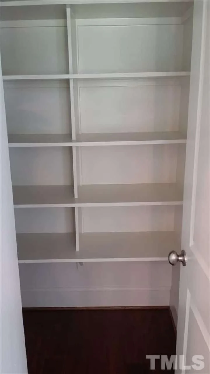 Craftsman house Floor Plan with 4 Beds & 2-Story Designs