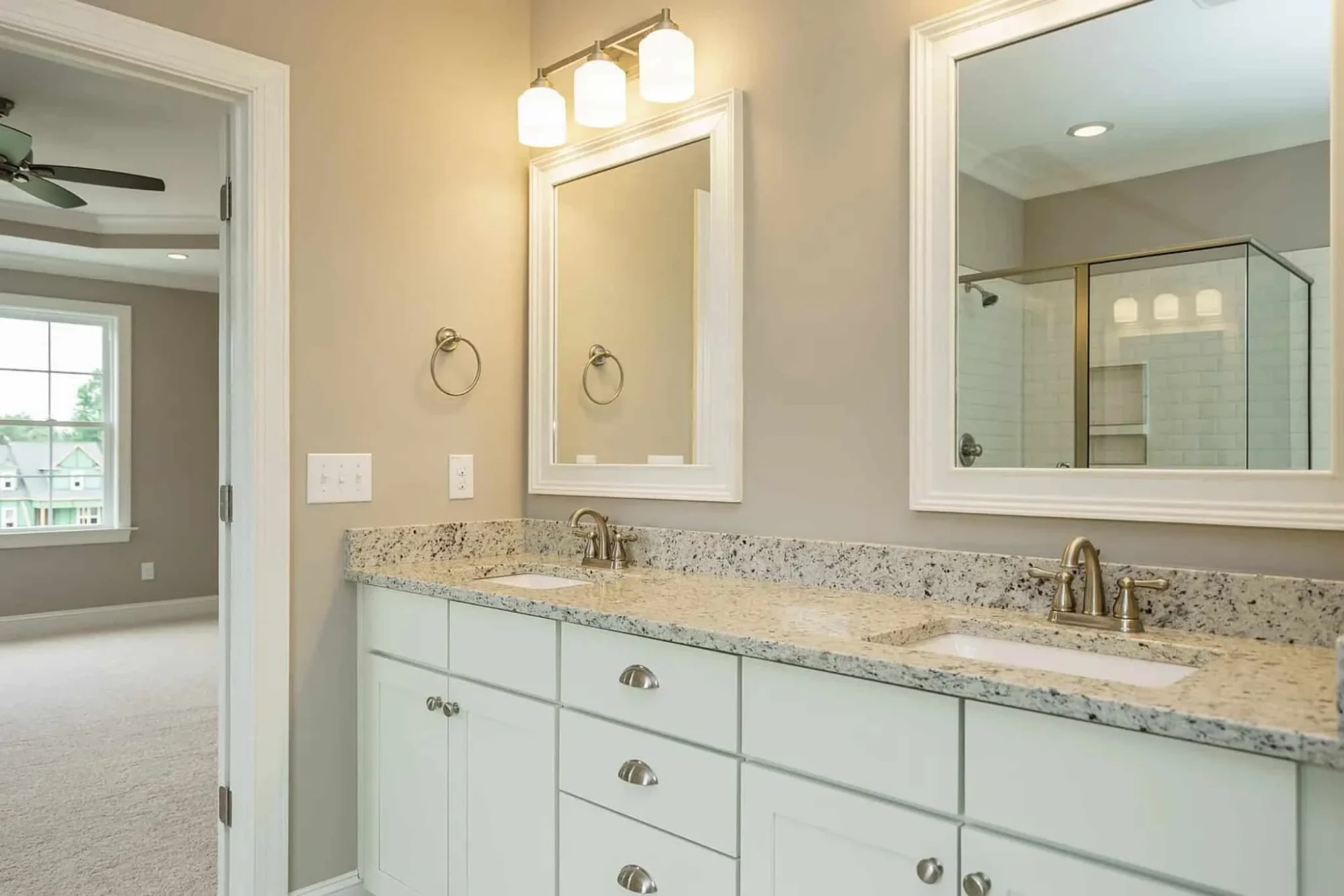 Craftsman house Design with CAD Floor Plans and Blueprints