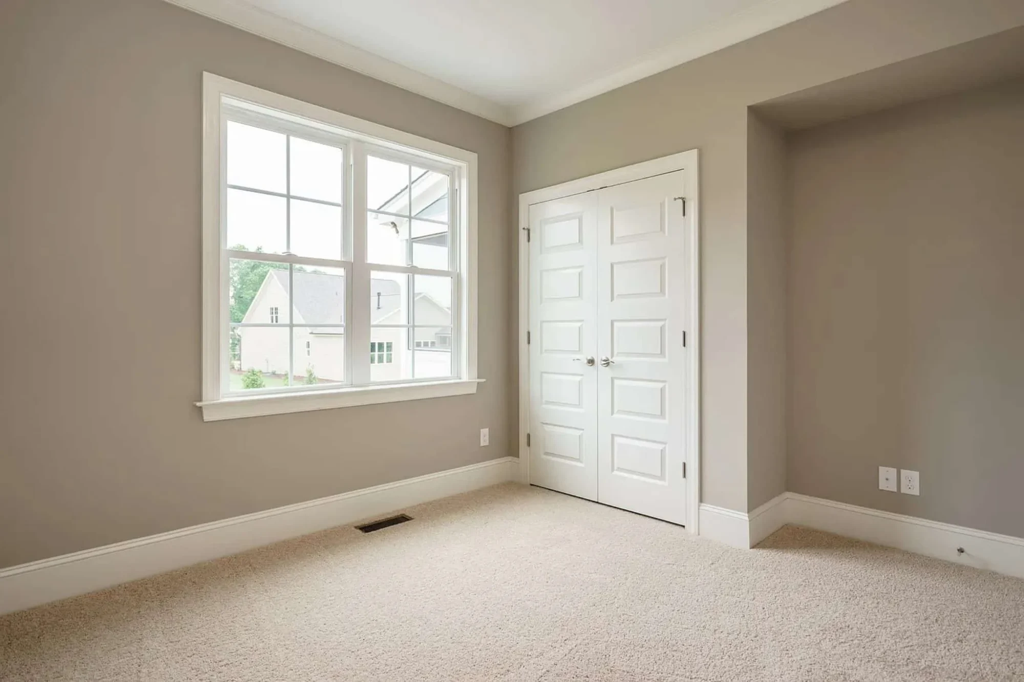 Craftsman house Design with CAD Floor Plans and Blueprints