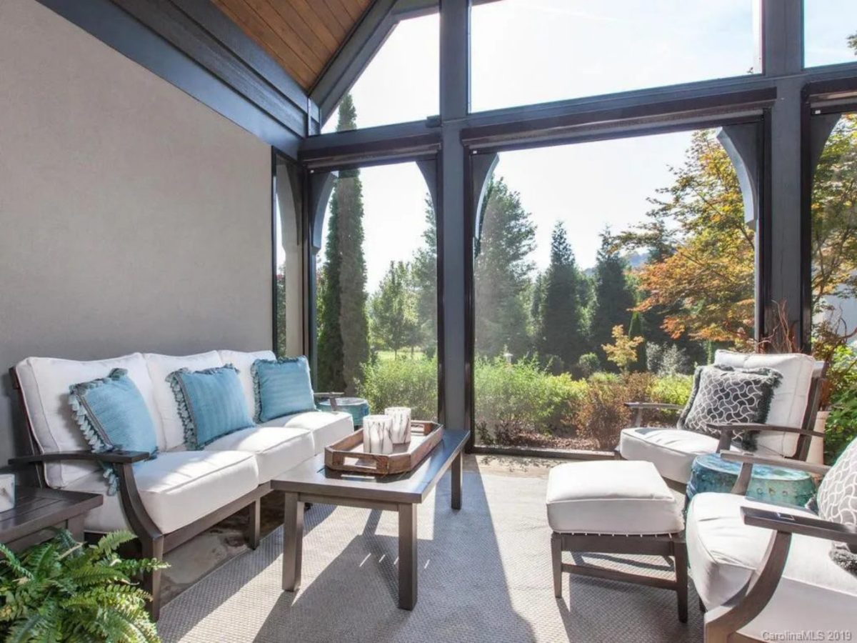 French Country Ranch Design Blueprint