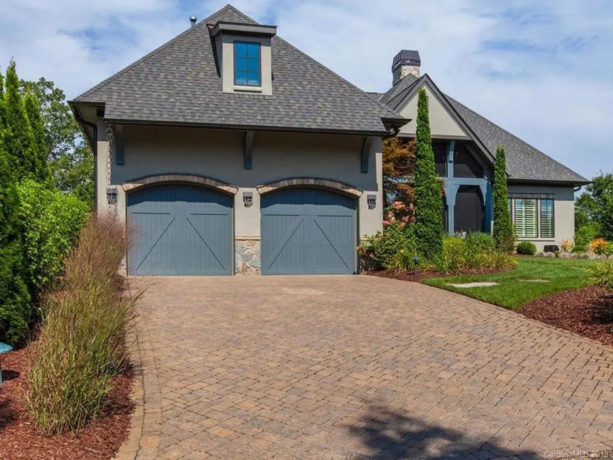 Elegant house Floor Plan