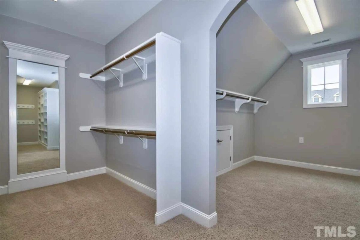 Traditional house Plan with CAD Designs and Spacious Layout