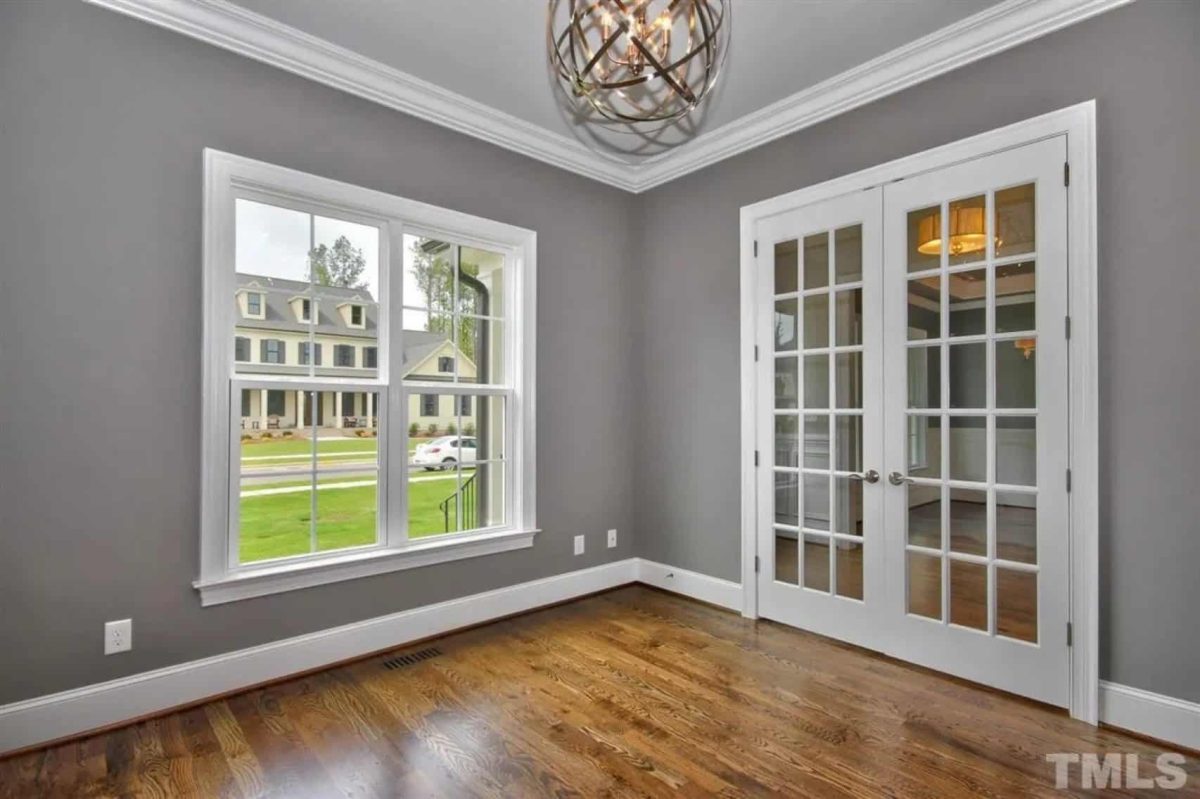 Traditional house Plan with CAD Designs and Spacious Layout