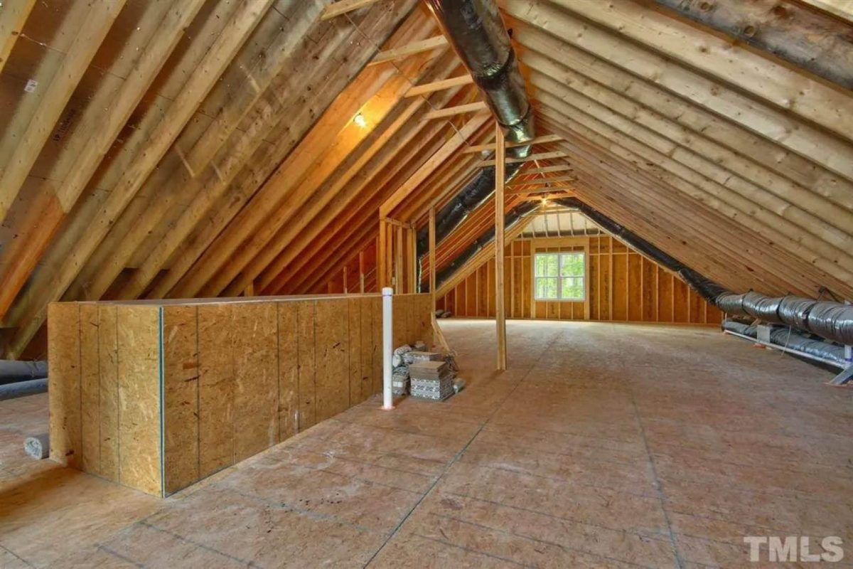 Traditional house Plan with CAD Designs and Spacious Layout