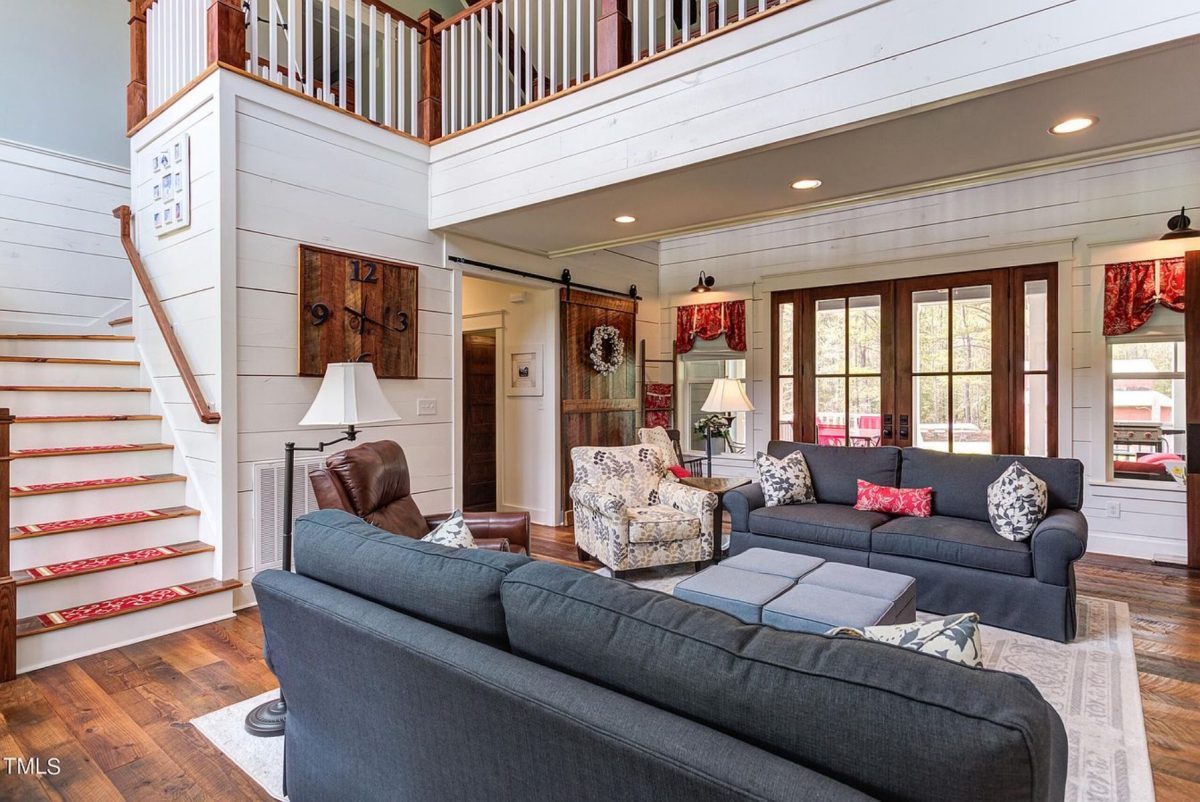 Elegant Traditional Farmhouse Floor Plan and Designs