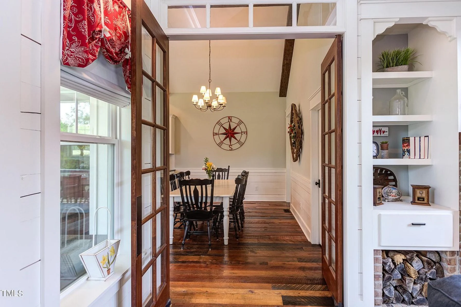 Elegant Traditional Farmhouse Floor Plan and Designs