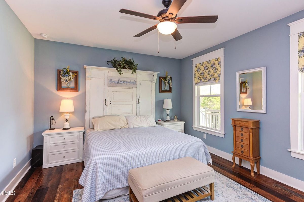 Elegant Traditional Farmhouse Floor Plan and Designs