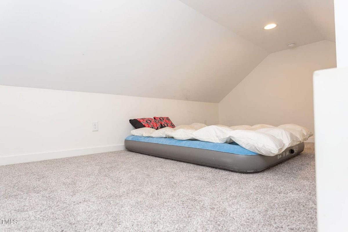 Elegant Traditional Farmhouse Floor Plan and Designs