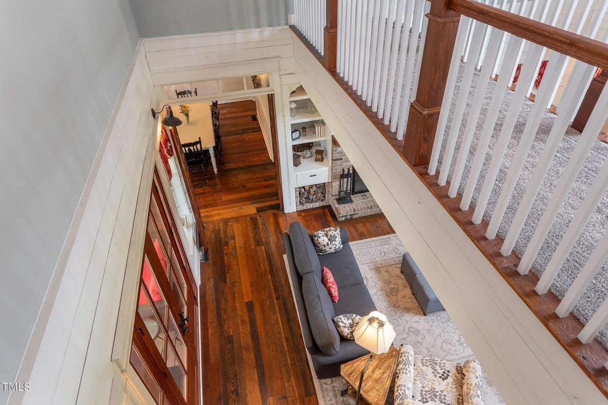 Elegant Traditional Farmhouse Floor Plan and Designs