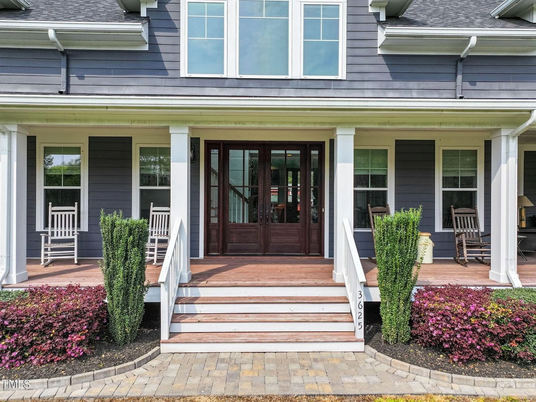 Elegant Traditional Farmhouse Floor Plan and Designs