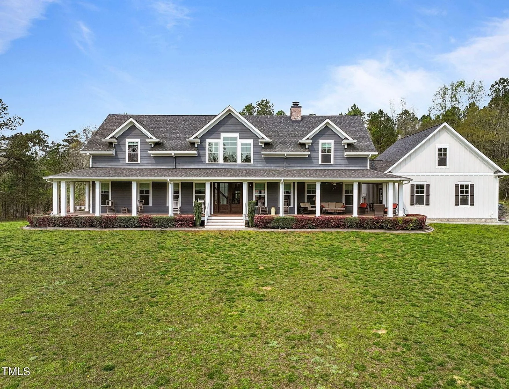 Elegant Traditional Farmhouse Floor Plan and Designs