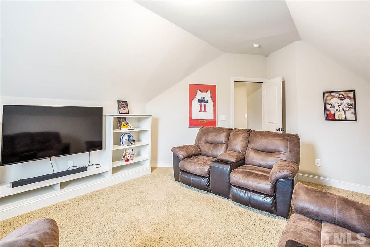 Charming 4-Bedroom house Plan with CAD Designs and Blueprint