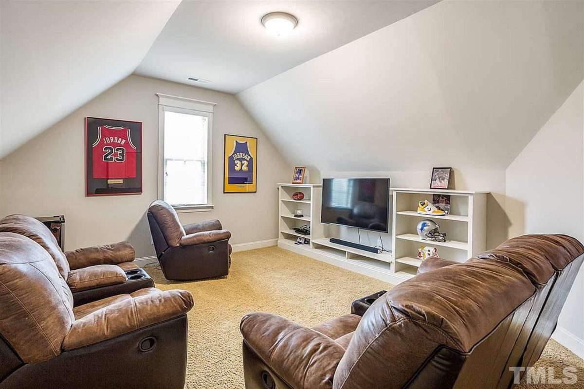 Charming 4-Bedroom house Plan with CAD Designs and Blueprint