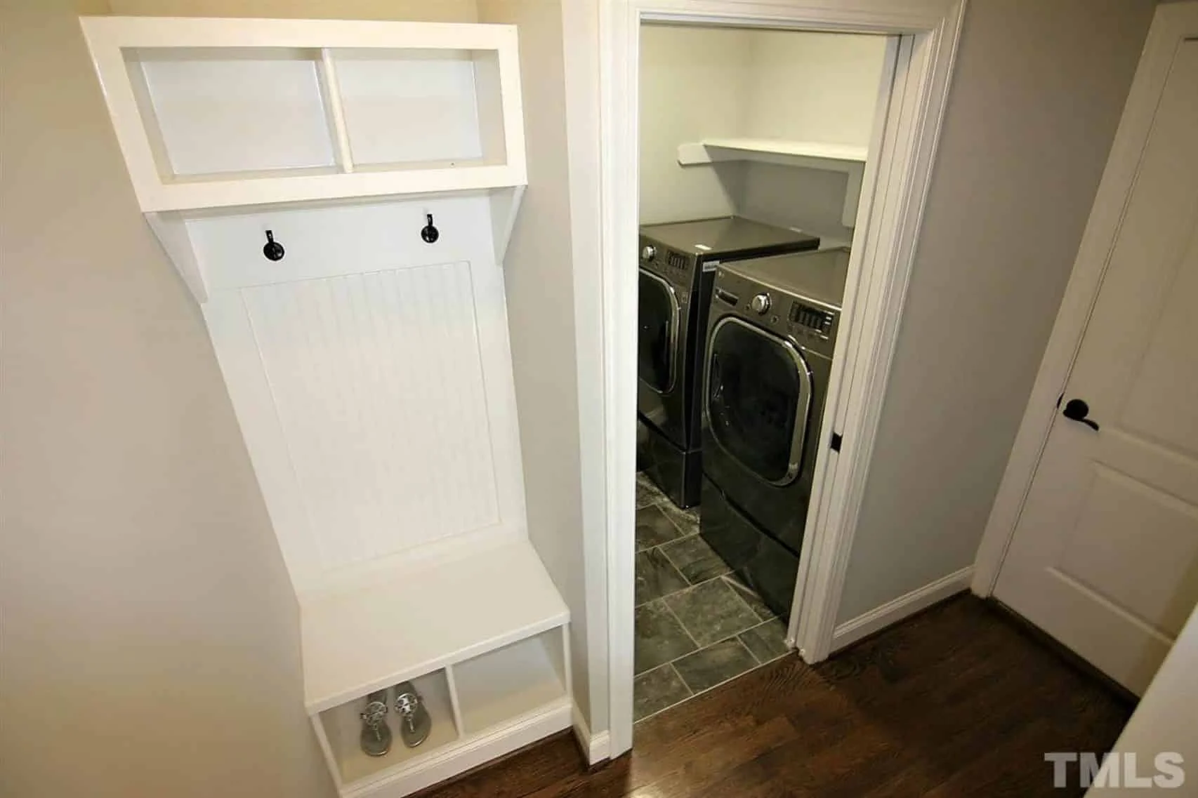 15-1139 HOUSE PLAN - Elegant House Plan with 2 Floors, CAD Blueprint & Designs 15 Elegant house Plan with 2 Floors, CAD Blueprint & Designs