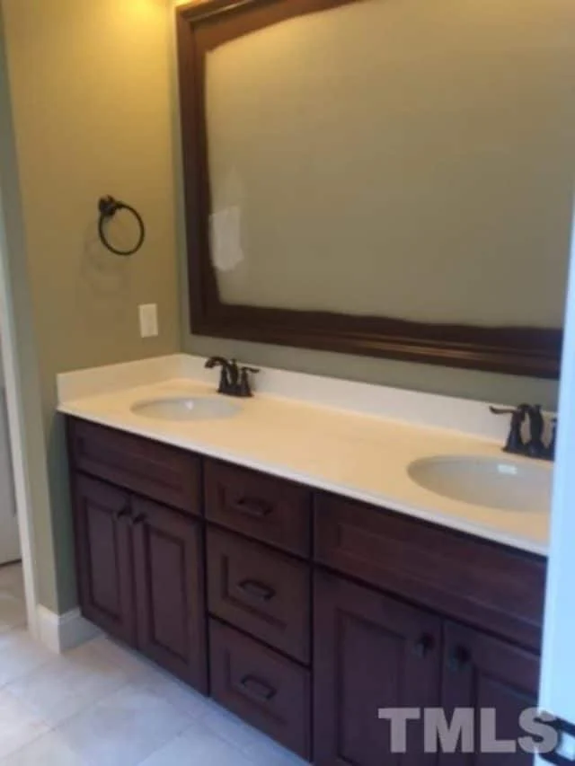 Elegant house Plan with Custom Designs & CAD Blueprints