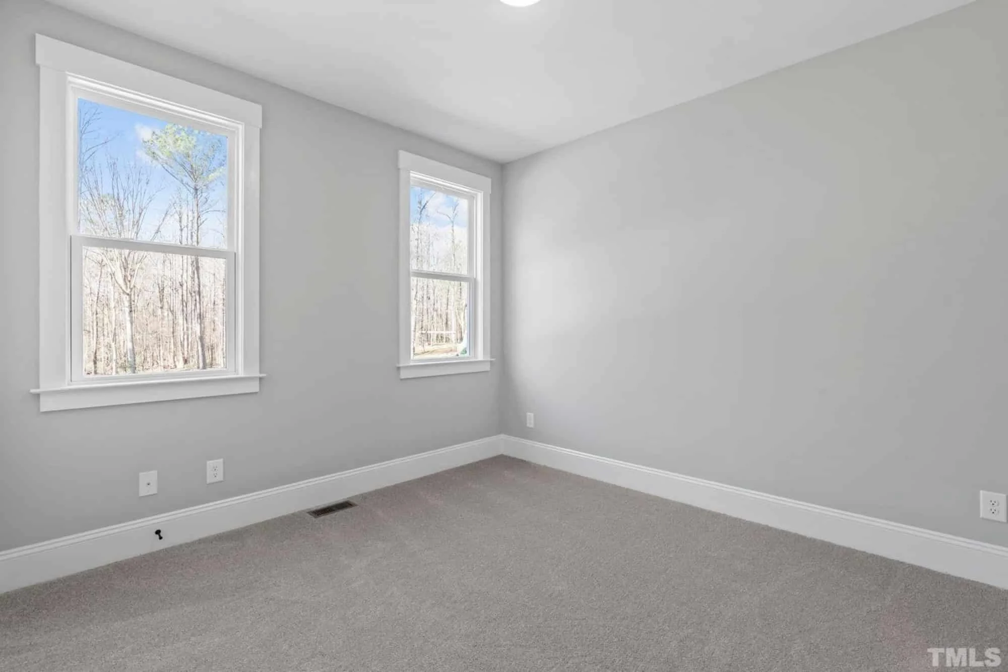 Traditional Craftsman house Plan with 2.5 Floors and Garage