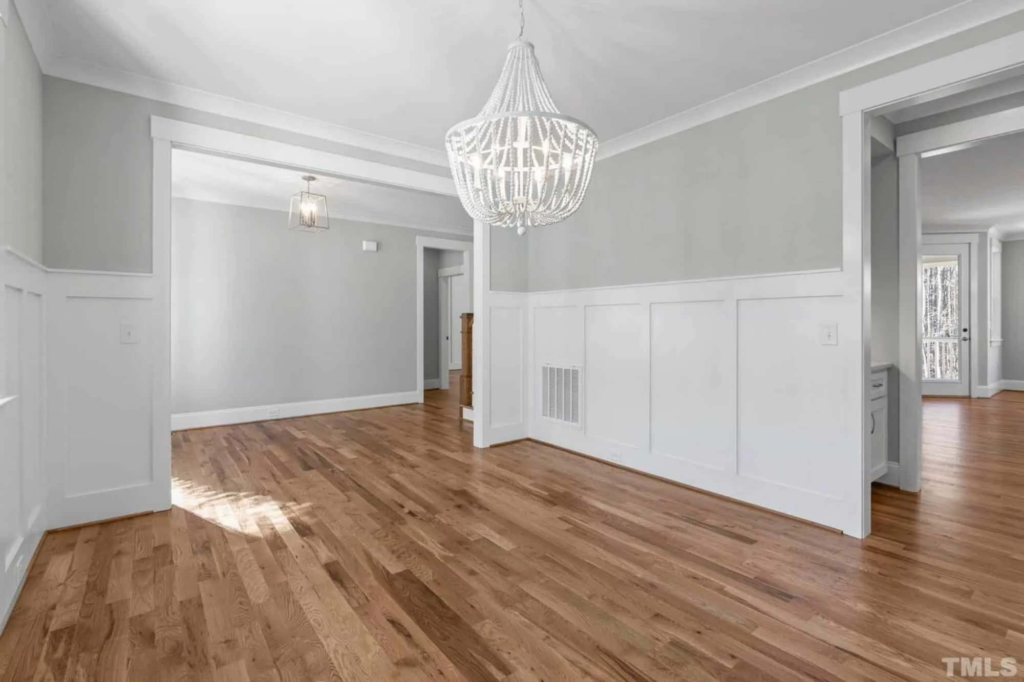 Traditional Craftsman house Plan with 2.5 Floors and Garage