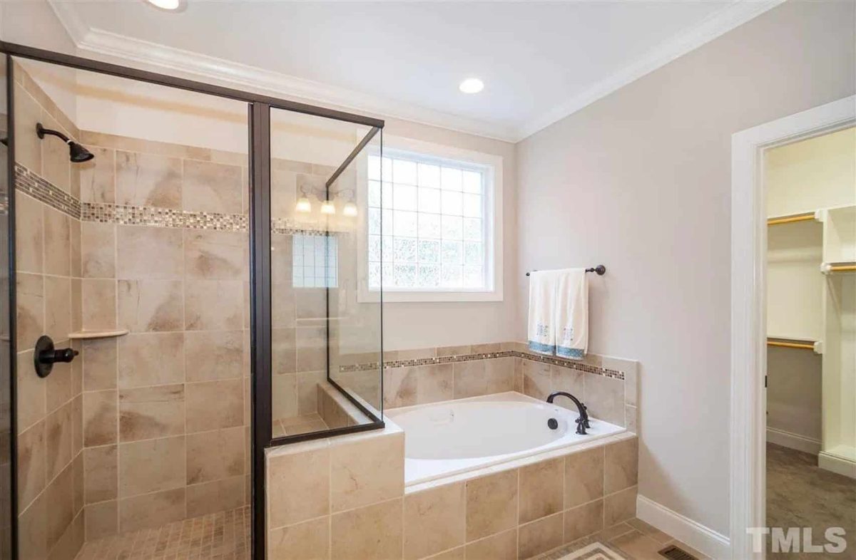 Modern Suburban house Blueprint: 4-Bedroom Floor Plan Designs