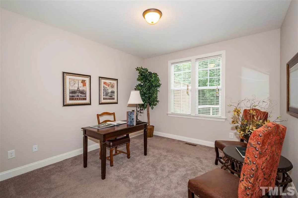 Modern Suburban house Blueprint: 4-Bedroom Floor Plan Designs