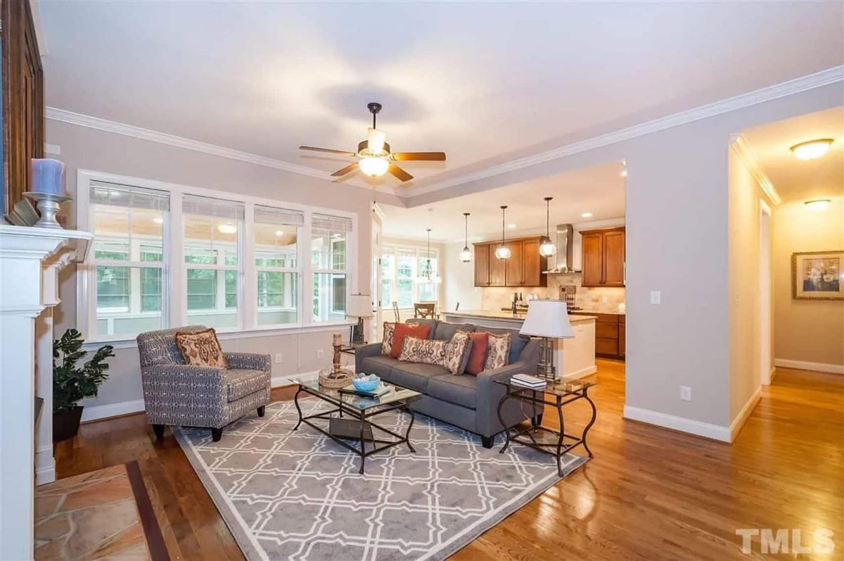 Modern Suburban house Blueprint: 4-Bedroom Floor Plan Designs