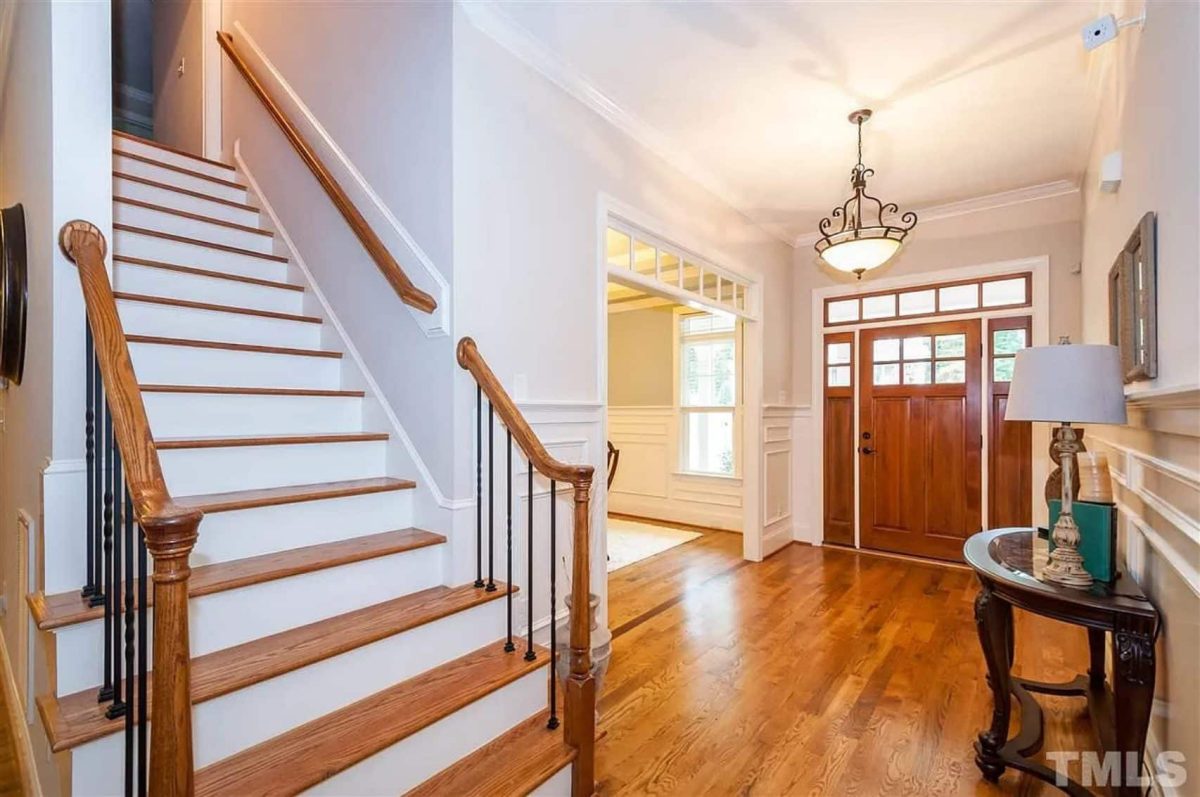 Modern Suburban house Blueprint: 4-Bedroom Floor Plan Designs