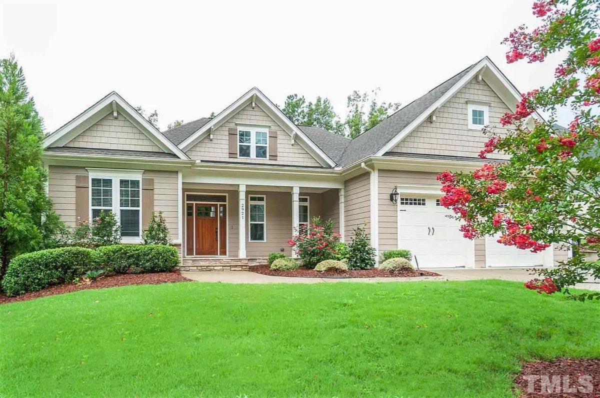 Modern Suburban house Blueprint: 4-Bedroom Floor Plan Designs