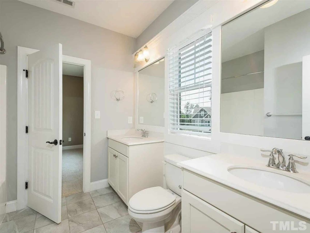 Modern Floor Plan CAD Design