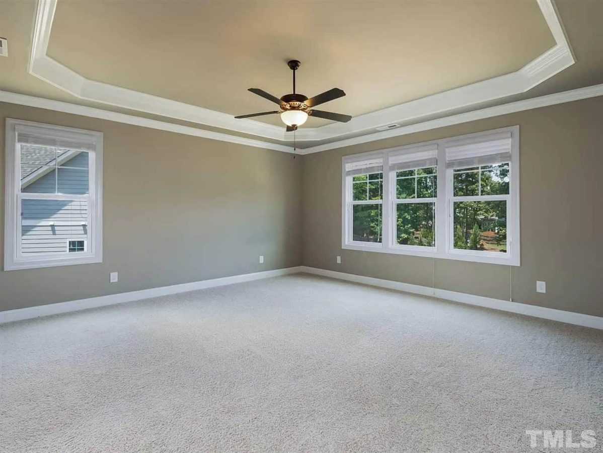 Elegant house Plan with 2.5 Floors