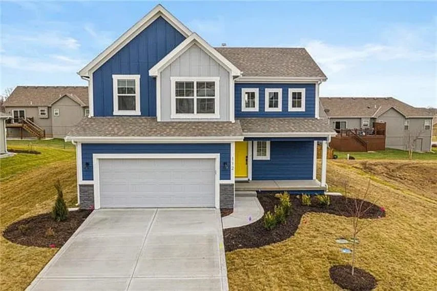 2.5-Story house Design