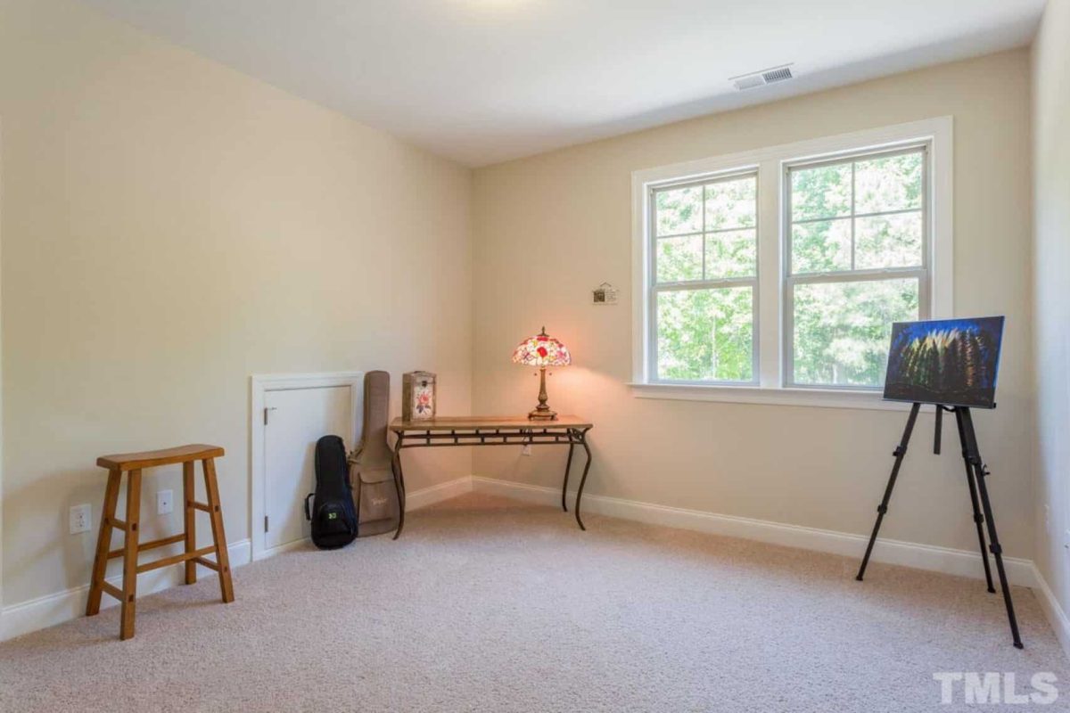 Modern Craftsman house Plan with Spacious Living Designs