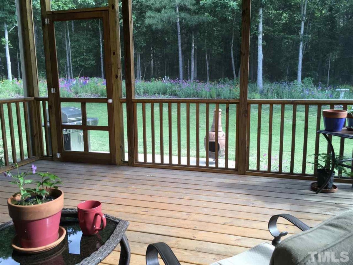 Modern Craftsman house Plan with Spacious Living Designs