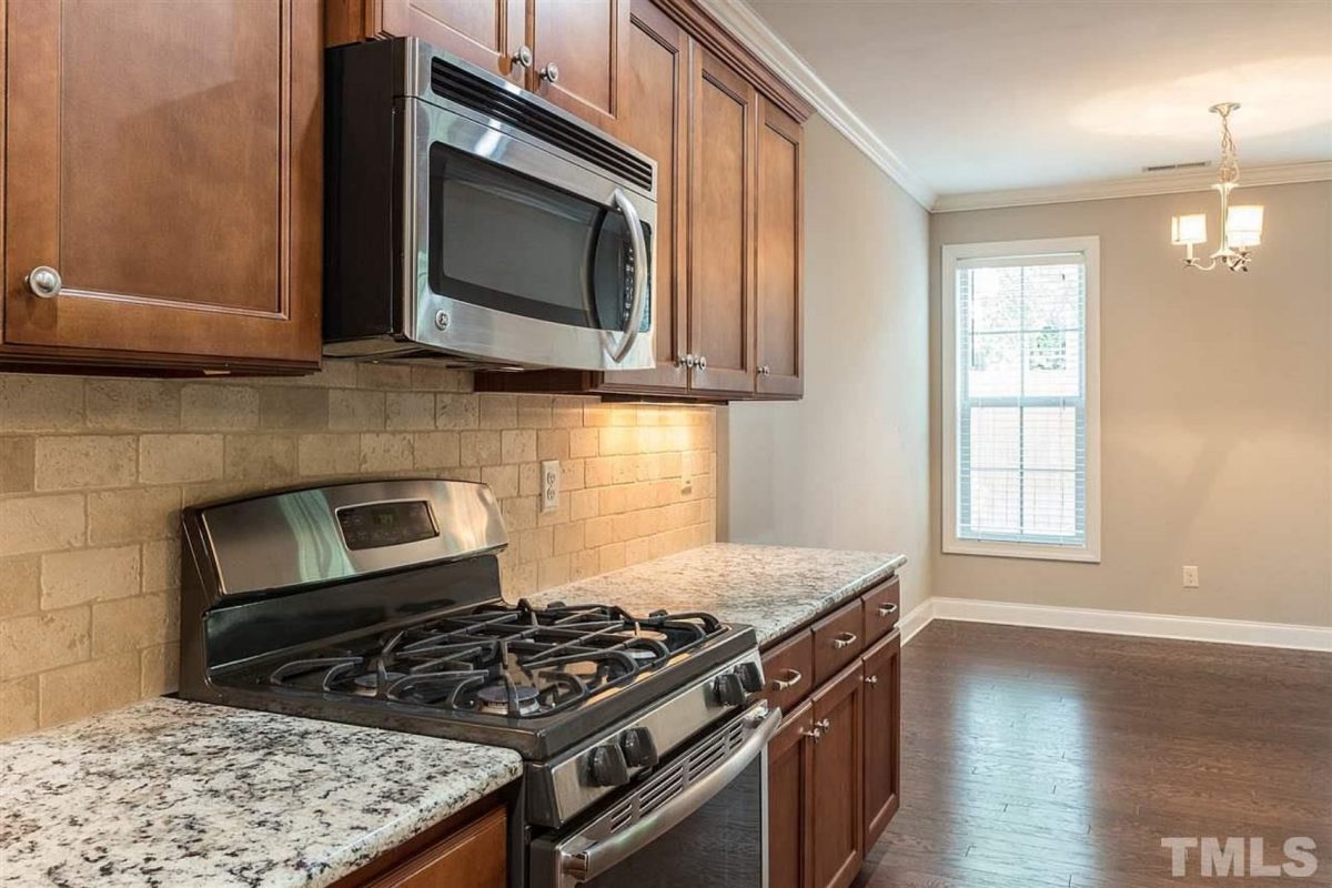 Modern Craftsman house Plan with 1.5 Floors and Bonus Room