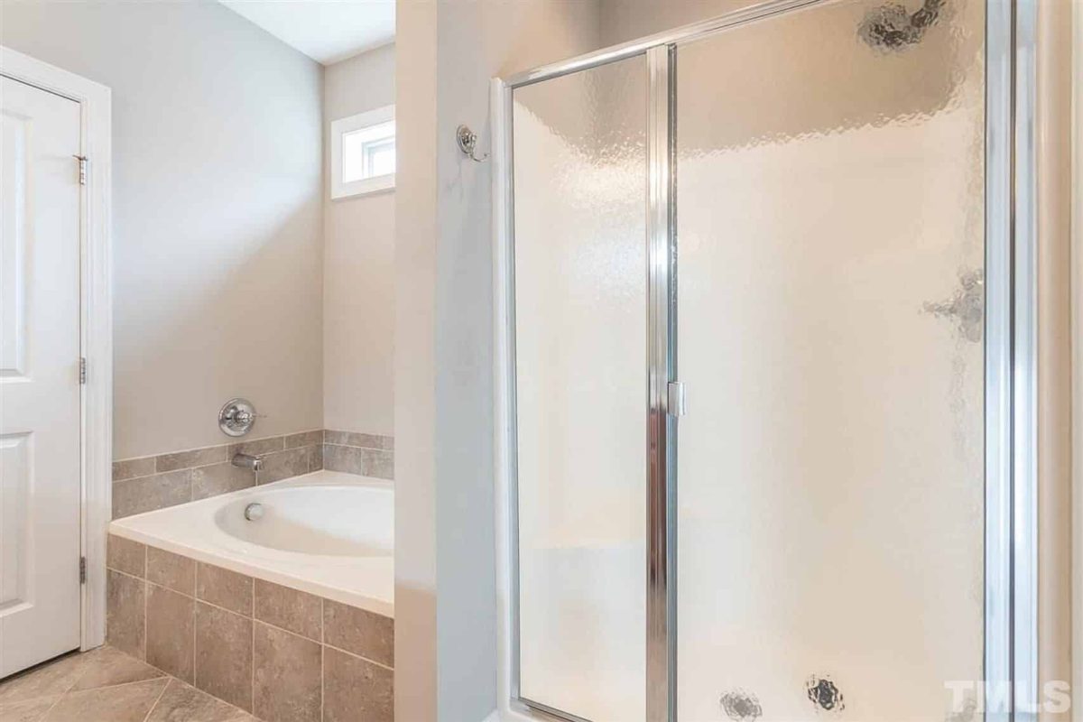 Modern Craftsman house Plan with 1.5 Floors and Bonus Room