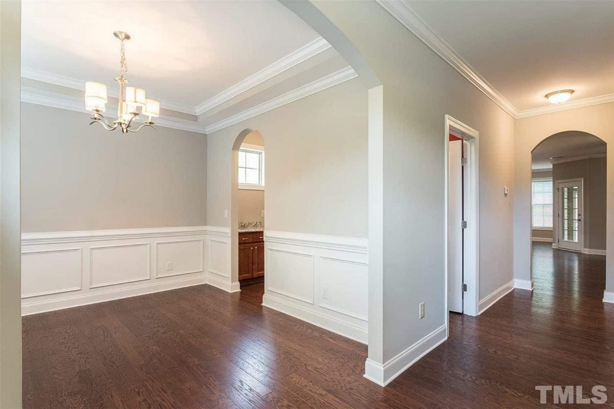 Modern Craftsman house Plan with 1.5 Floors and Bonus Room