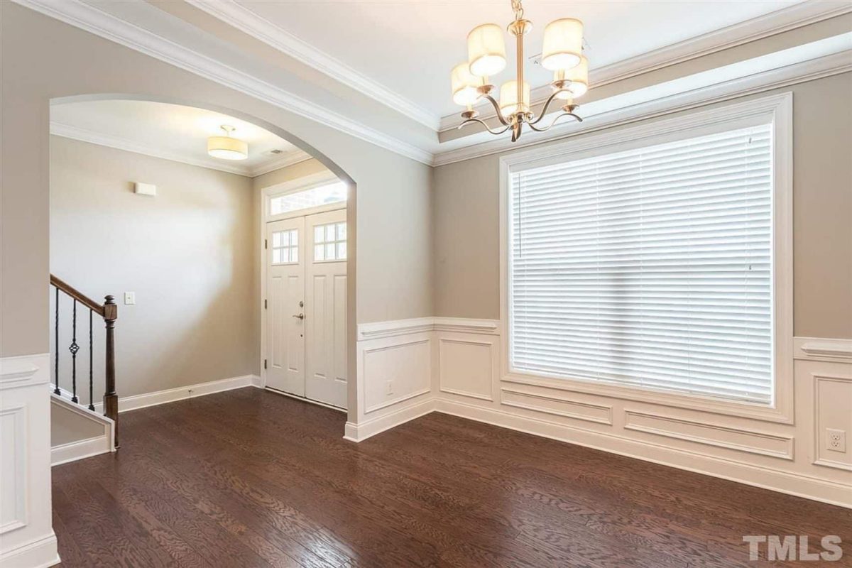 Modern Craftsman house Plan with 1.5 Floors and Bonus Room