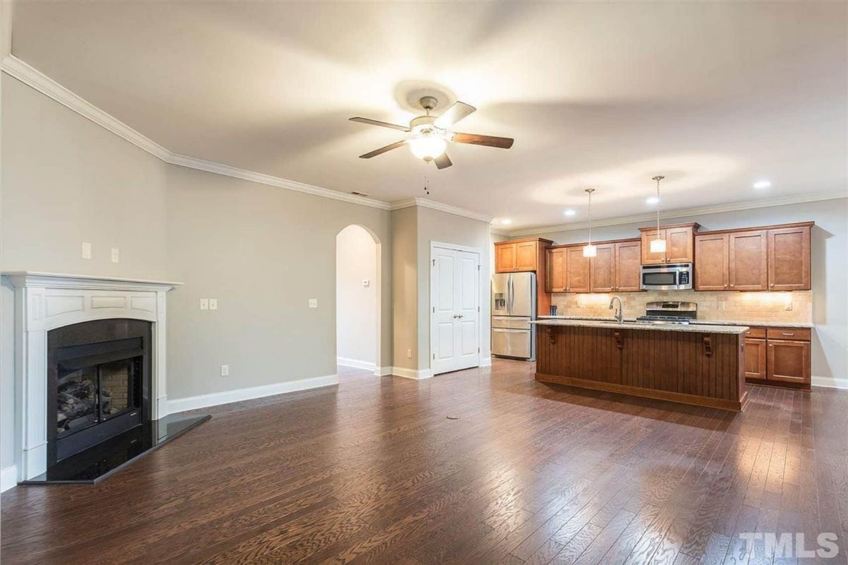 Modern Craftsman house Plan with 1.5 Floors and Bonus Room