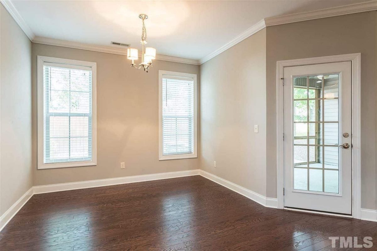 Modern Craftsman house Plan with 1.5 Floors and Bonus Room